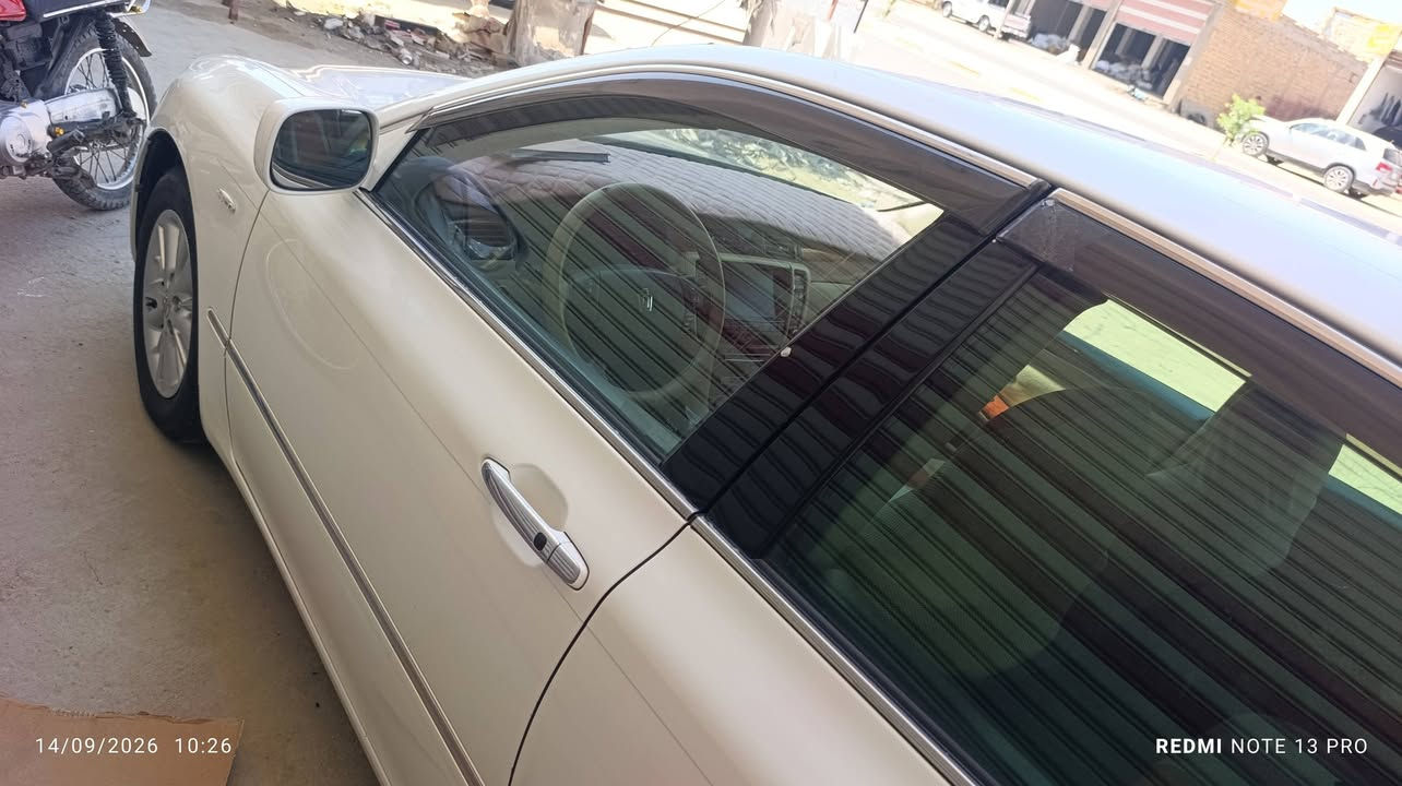 شاهينه تسجيل جديد.  رقم ذي قار
كفاله السياره نظيفه جدا.    دكمتين شاصي ١٨٠.  
العنوان سوق الشيوخ.    السعر.  ١٤٧. ترهم مراوس.

نص مكتوب في الصور:
- REDMI NOTE 13 PRO
- 14/09/2026 10:25 REDMI NOTE 13 PRO
- 14/09/2026 10:26
- 14/09/2026 10:26 REDMI NOTE 13 PRO