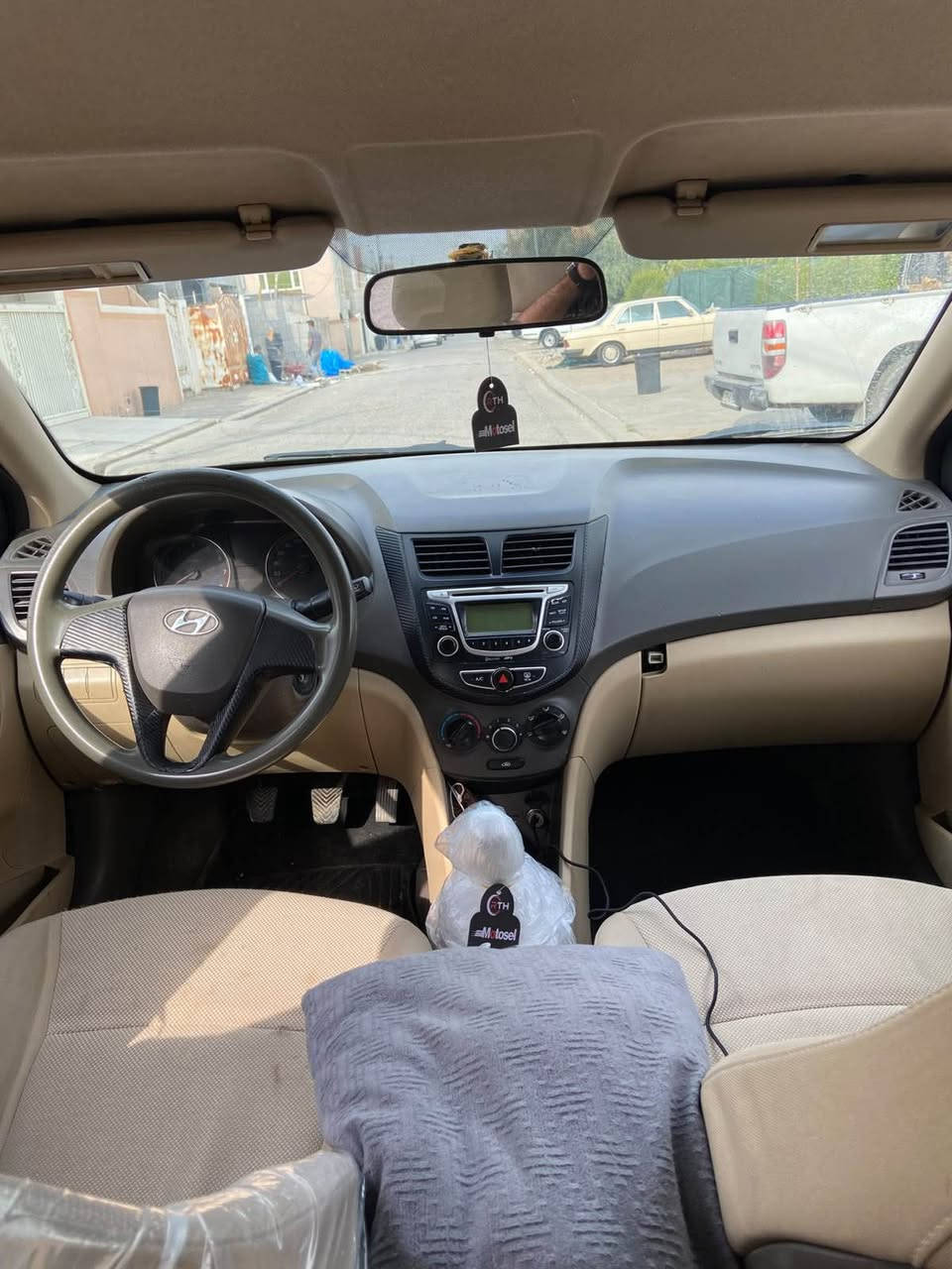 اكسنت • ٢٠١٢ • جير عادي