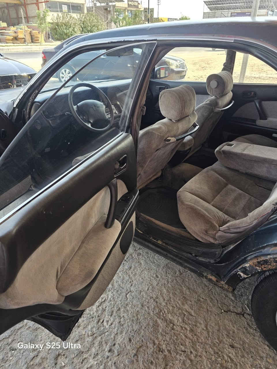 مكلف بنشر 
كراون بطة للبيع مكفولة رقم بابل ***********
