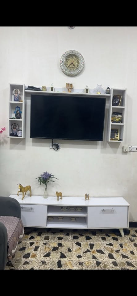 سلام عليكم غراض نضيفه كلمن وسعره أسعار مناسبه شتريد اسحب صوره وتعال واتساب بغداد شعله ***********
