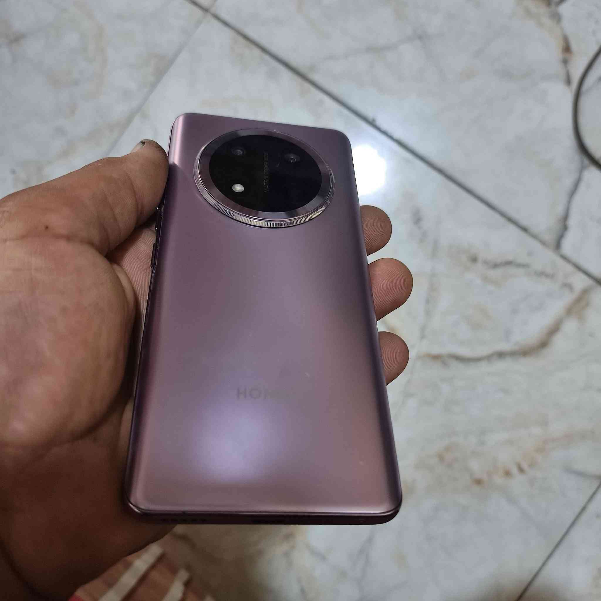 السلام عليكم هونر X9cنضيف جديد زر البور واكف ومبدل ضهر فقط بعقوبة المفرق
السعر ٢٢٥قفل
اارقم ***********

نص مكتوب في الصور:
- 10 MagicOS المعالج المركزى Snapdragon 6 Gen 1 اسم الجهاز HONOR X9c ذاكرة الوصول العشوائي 12 غيغابايت +12 غيغابايت Honor RAM Turbo بطارية السيليكون والكربون mAh 6600 شاشة بتقنية حماية البصر من Honor 2700 x 1224 المساحة الفارغة 222.32 غيغابايت الإجمالي 256 غيغابايت وحدة التخزين الداخلية BRP-NX1 الموديل 10.0.0.166(C185E6R5P1) GPU Turbo رقم الإصدار
