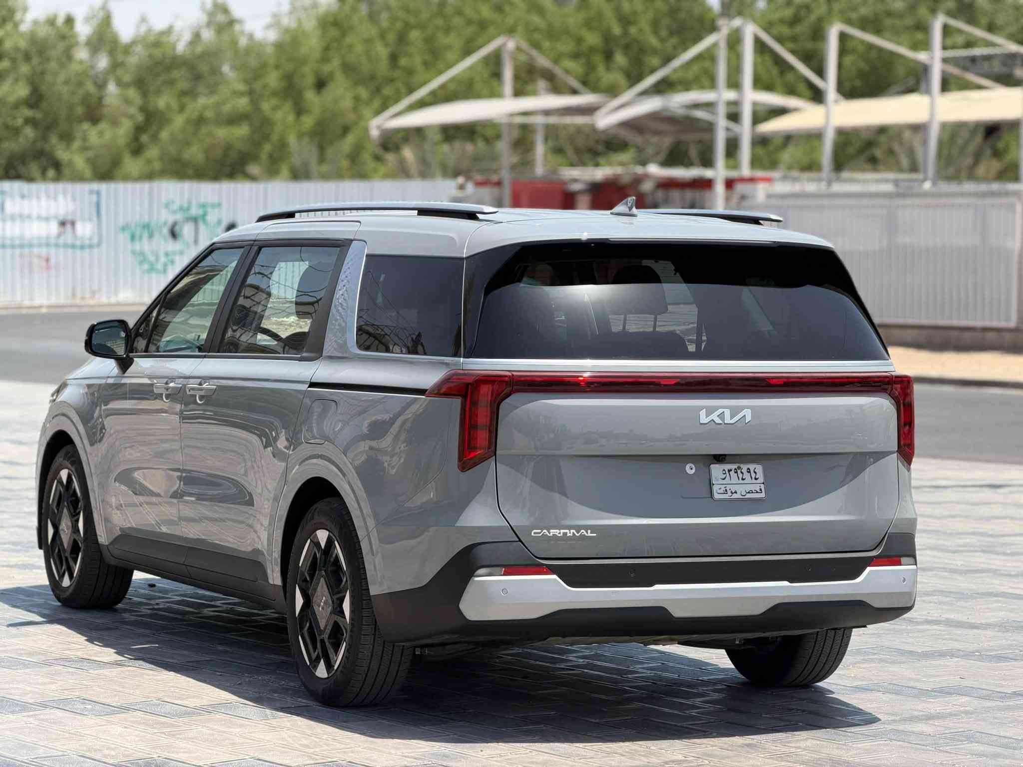ياالله
السلام عليكم كيا كرنفال 2026 EX وارد امريكي 

تفاصيل اكثر هذا رقمي *********** تحياتي

Kia Carnival 2026 Silver 3.5L 6

                  حجم المكينه : 3.5 V6

         المسافه المقطوعه : 9000 ميل    

الضرر : بنيد دعاميه نفس الون جاملغ يسرا بارد 

بدون رقم تترقم جميع المحافظات

حالة الايرباك : دركه مطفي الكلوب   

#مواصفاتها 

1.شاشه 

2.كامرا

3.بصمه

4. نظام ايكو + سبورت

5.ويل كب 

6. تشغيل عن بعد

7.حساسات خلفي امامي

8.بيبان كهرباء

9.لايتات لد

10.لايتات زنون

11.بكلايتات لد

12.اشاير بالمري

13.رادارات 360

14.كشنات جلد

15.ثلاث قطع تبريد

16.هيترات بالكشنات 

17.هندبريك بصمه

18.شحن وايرليس

19.هيتر بالاستيرن

20.كشافات 

21.تحديد مسار

22.كشنات كهرباء

23.كشن السايق ميمري

24.تحديد مسار

#السعر : اتصل وتدلل   بدون رقم 

مكان السياره بغداد حي الجامعه
