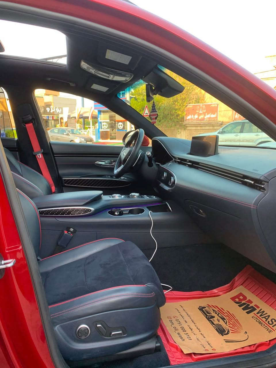 Genesis GV70 2022
کوردی
کۆد/525#
مۆدێل / 2022 
مواسەفات /  فوولی پانۆراما 
مەکینە / V6  3.5T کەپس
ڕەقەم و سەنەوی  نوێ  2028
ڕۆیشتن / 31.000 km 

چاملغی سەکنی پێشەوە بۆیاغ ٫ بۆنید بیلاد  
بەدەنەی قنجەکی هەیە  ێرباگ سوکان.  

نرخ / ٢٨٥ 
ناونیشان هەولێر 
واتساب /

***********
***********
***********

عربی
جینیسس gv70 ۲۰۲۲
فوول مواسفات 
مەکینە v6 3.5 کبس
ڕقم سنوی جدید  ۲۰۲٨
ماشیە / ۳۱ الف کم 
 ‌چاملغ امامی صبغ  بونید مبدل 
 بلادی نفس اللون 
ئيرباگ ستیرن 

سعر / ٢٨٥ 
عنوان اربیل 
واتساب /

***********
***********
*********** أربيل, العراق

نص مكتوب في الصور:
- #525