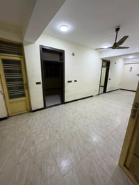 بداية شارع ابو طالب • ١٠٠م • غرفتين