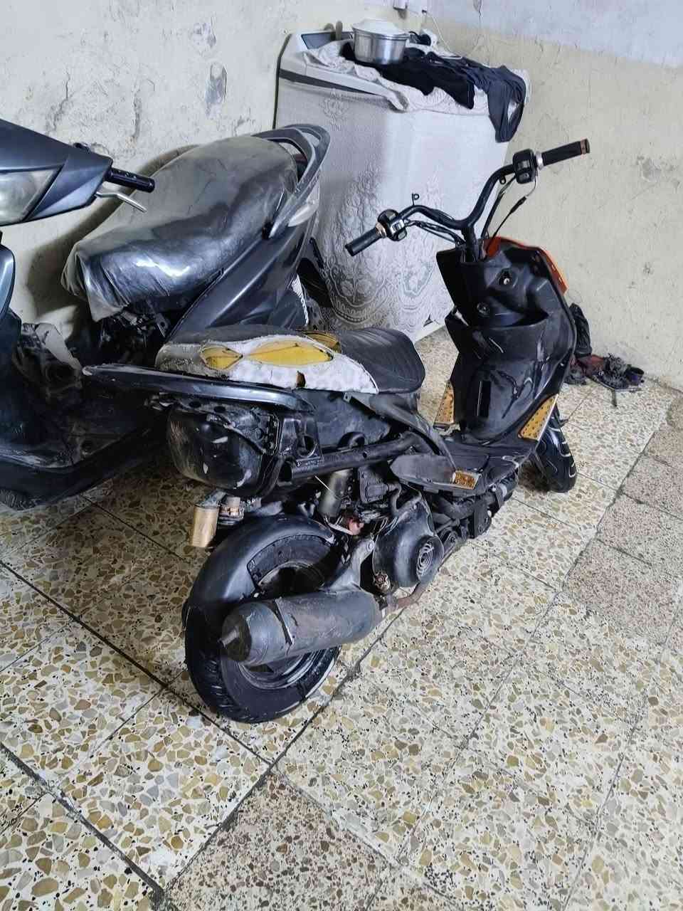 سلام عليكم شباب ماكس عدله مكينه بلاديه شغاله سلف نكره دراجه عوزها نقوصات بسيطه قفل 280مال بيع كابريتر جديد وسبايدر وبلك شوته وفلترها مكاني بغداد مدينة الصدر للتواصل ***********
