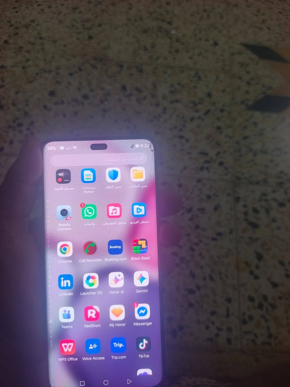 هونر X9C
السلام عليكم 
هونر X9C 
الجهاز ننظيف جداً 
نظافة 100% 
مستخدم 5اشهر
الذاكرة 256 
شرط الفحص 
مكاني الرياض 

السعر 360 و بي مجال بسيط 
***********
