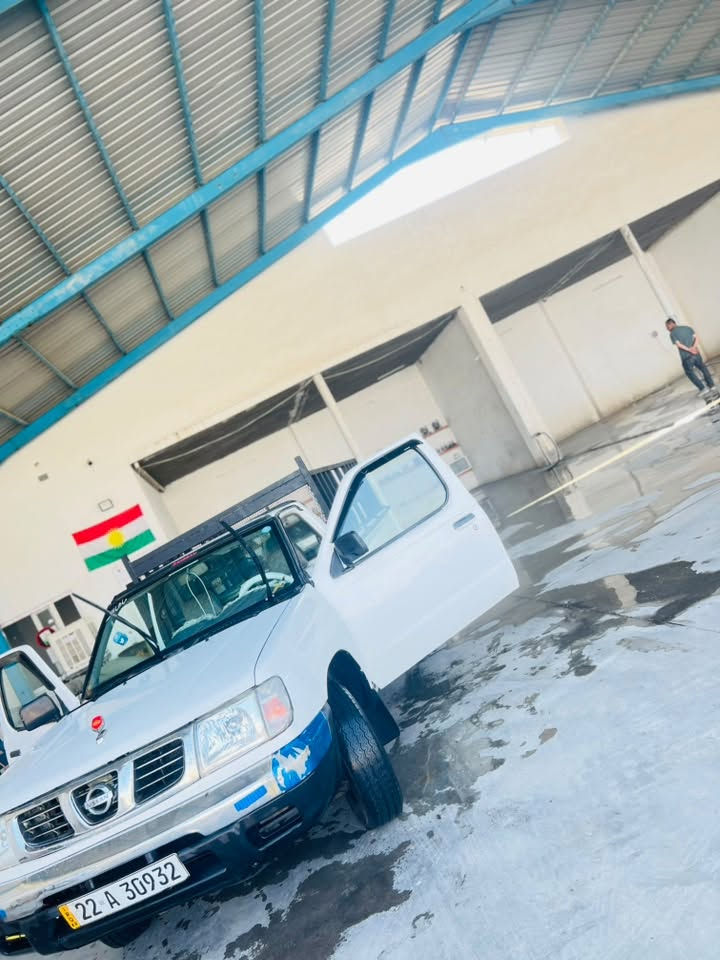 مۆدیل 2001  پاوەر
مەکینە تازە 
کابریتە تازە
چوار تایە تازە
سەنەوی تازە 
کۆبۆن بەنزین
شەرت ئەکسل و شانسی و وەرگەراو براوە
سعر 73 
***********
***********
