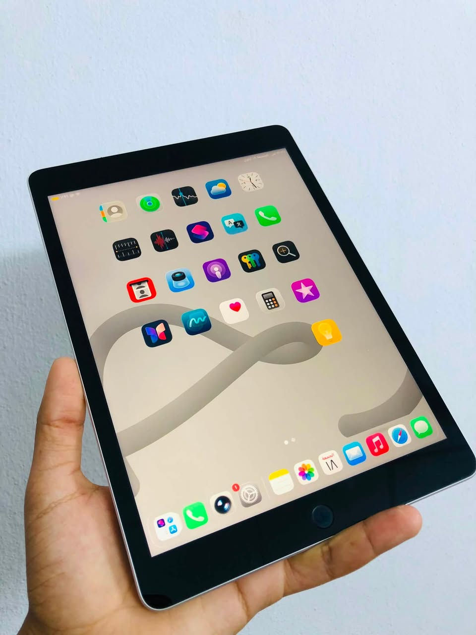 ايباد 9 مراوس او بيع
ذاكره64 

بطاريته تعبانه عوزها تبديل لين يصرف 

بلا ملحقات وجهاز مكفول ونضيف كلش 

*********** رقمي بي واتساب

