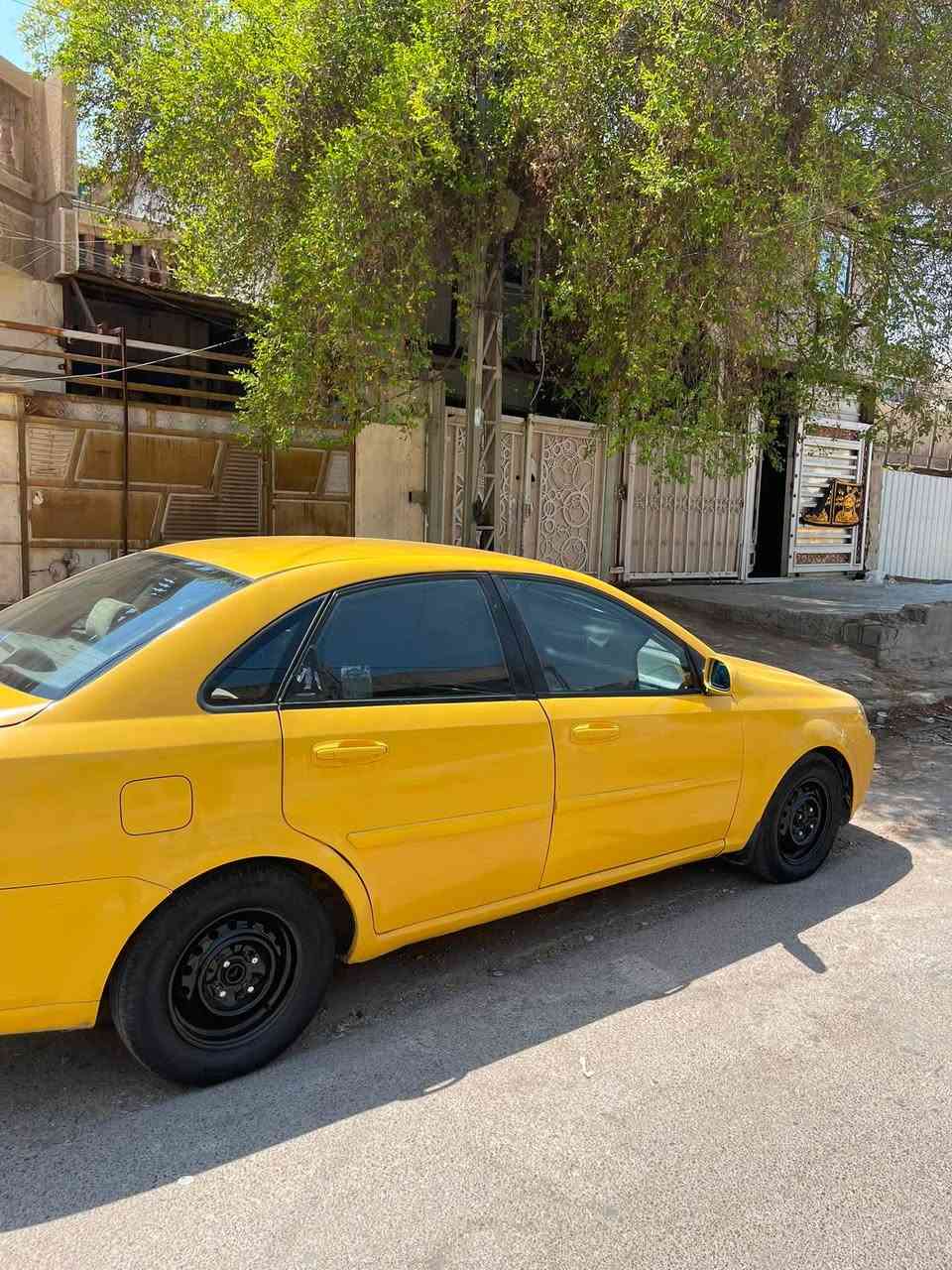 السلام عليكم
اوبترا 2011 إستلام شركة بسمي 
مكينة كير خير من الله نظيفات كلش 
تبريد منظومة ثلج جديد تخم تاير جديد صبغة كشر عام للجمالية 
كهربائيات نوزلات بلاكات مشط استيرن و بور عبوة كاملة مالت البانزين كلهن جديدات راديتر و جويتر جديد ادامة كاملة عليها 
هيئة قبل شهر صفرتها 
بيها بس لباب الخلفي برا الصدر مصلح  وشوي من الدوسة و هلال لجاملق لخلقي برا لسايق طخة بسيطة مصلحة 
السعر 66 وبيها مجال بسيطة كلش 
المكان مدينة الصدر 

اتصل واتساب موجود ***********

