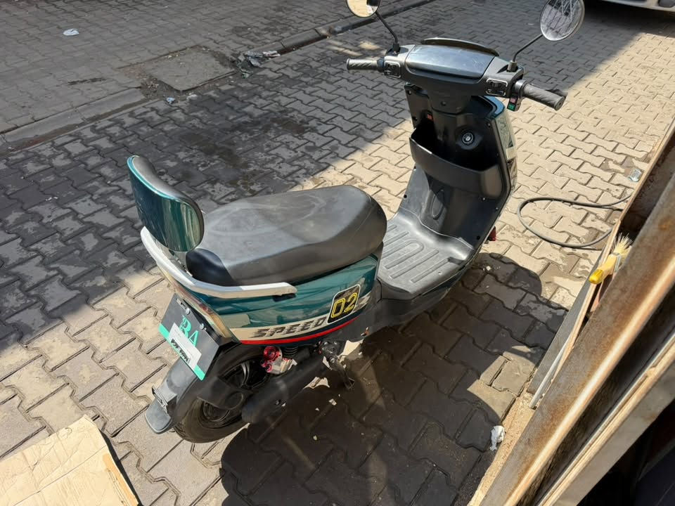 دواجة شحن للبيع
٦ بطاريات 
سعر 550 الف
واتساب ***********

