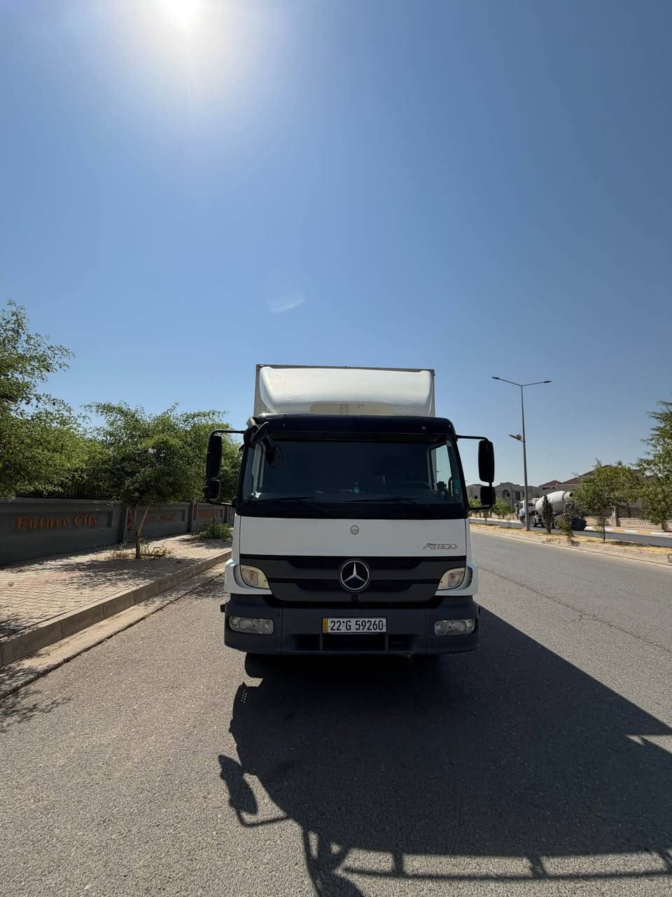 اتيكو ٢٠٠٩ atego 
٨ برغی ٦ پستن 
سبوغ و شانسی و مەکینەی بە شەرتە 
*********** أربيل, العراق
