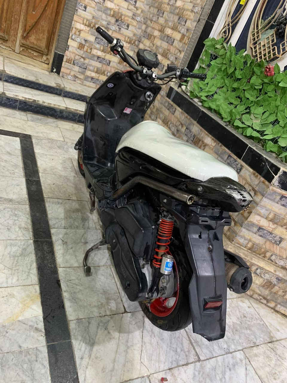 سلام عليكم
سكنس جبلي مفتوحه ولفات دراجه نظيفه كلشي شغال 
عوزها بك لايت سعر 700وبيها مجال مكان ناصريه مركز 
    
                          ***********
