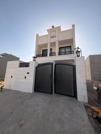 أربيل • مقابل حديقة • ٤ غرف