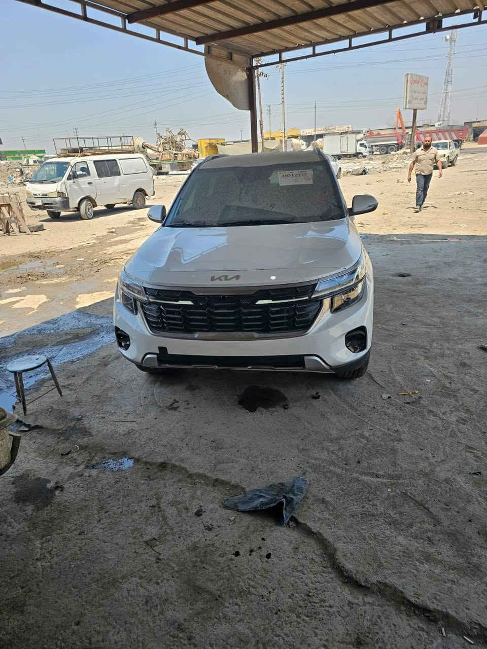 كيا سليتوز 2024 فول مواصفات عدى الفتحه رقم بغداد بدون صبغ تبديل بنيد ودعاميه نفس سعره ١٦٣ وبيهه مجال ،***********
