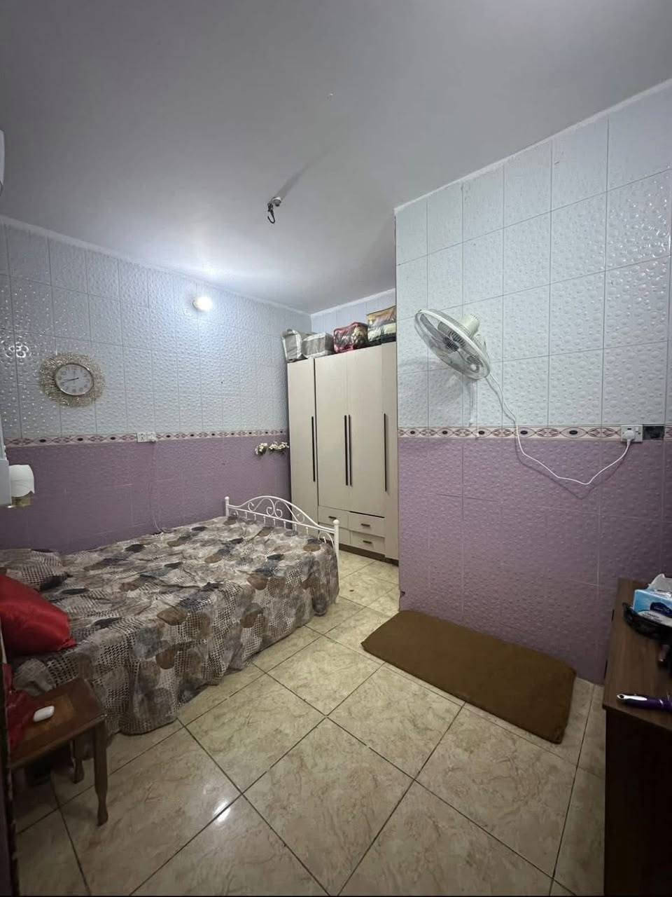 بيت طابو للبيع
ركن 100 متر مربع 10×10
حي الجامعة مقابيل مجمع شمس نهاية شارع سوات
...............................................
حي الجامعة شارع هدى سجاد سابقا قرب صيدلية الفصول الأربعة 
واتساب ☎️☎️☎️
***********
***********
