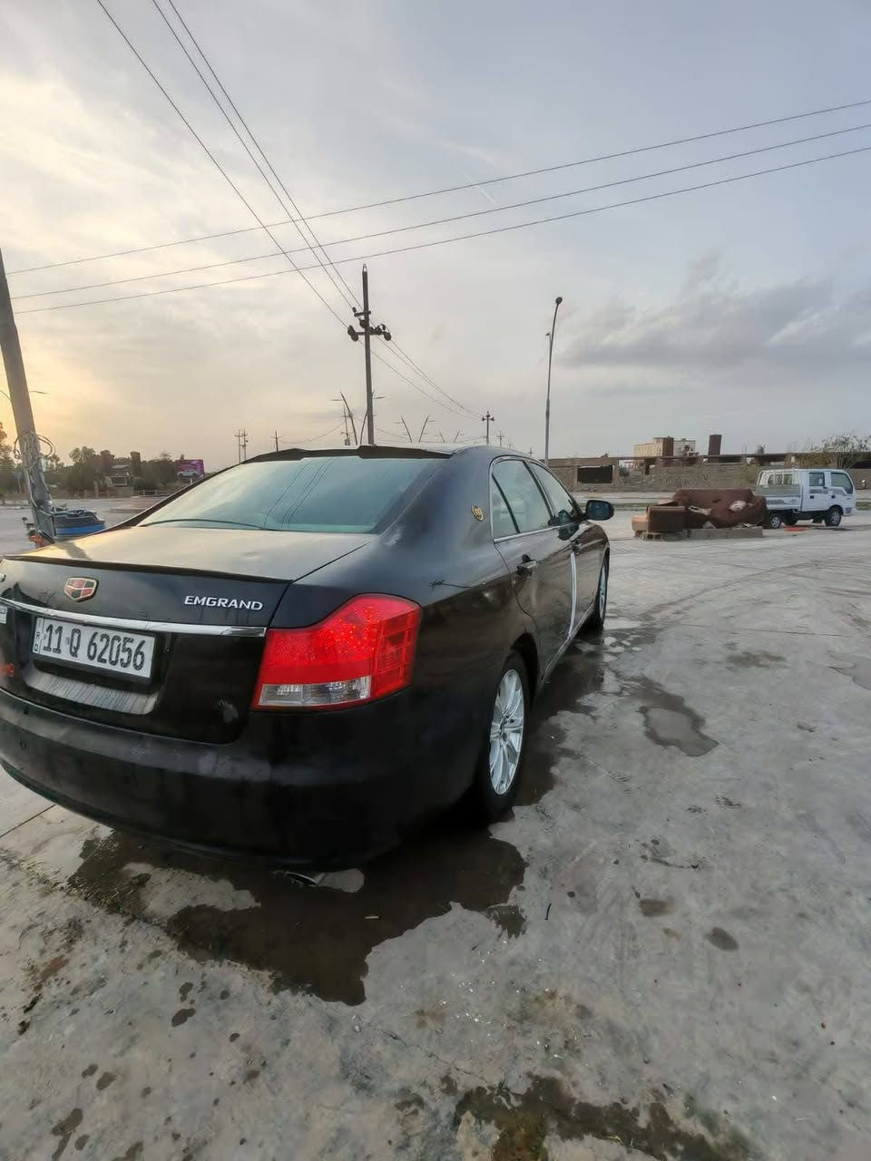 جيلي ام اكراند الحجم الكبير 2012 كير ومحرك كفاله تبريد بس كبريسر بيه اشويه خويس الباقي كفاله محرك وكير ميسبوشي ياباني باتري جديد تايرات جدد سعره 45 مكانه الفلوجه رقم الهاتف ***********
