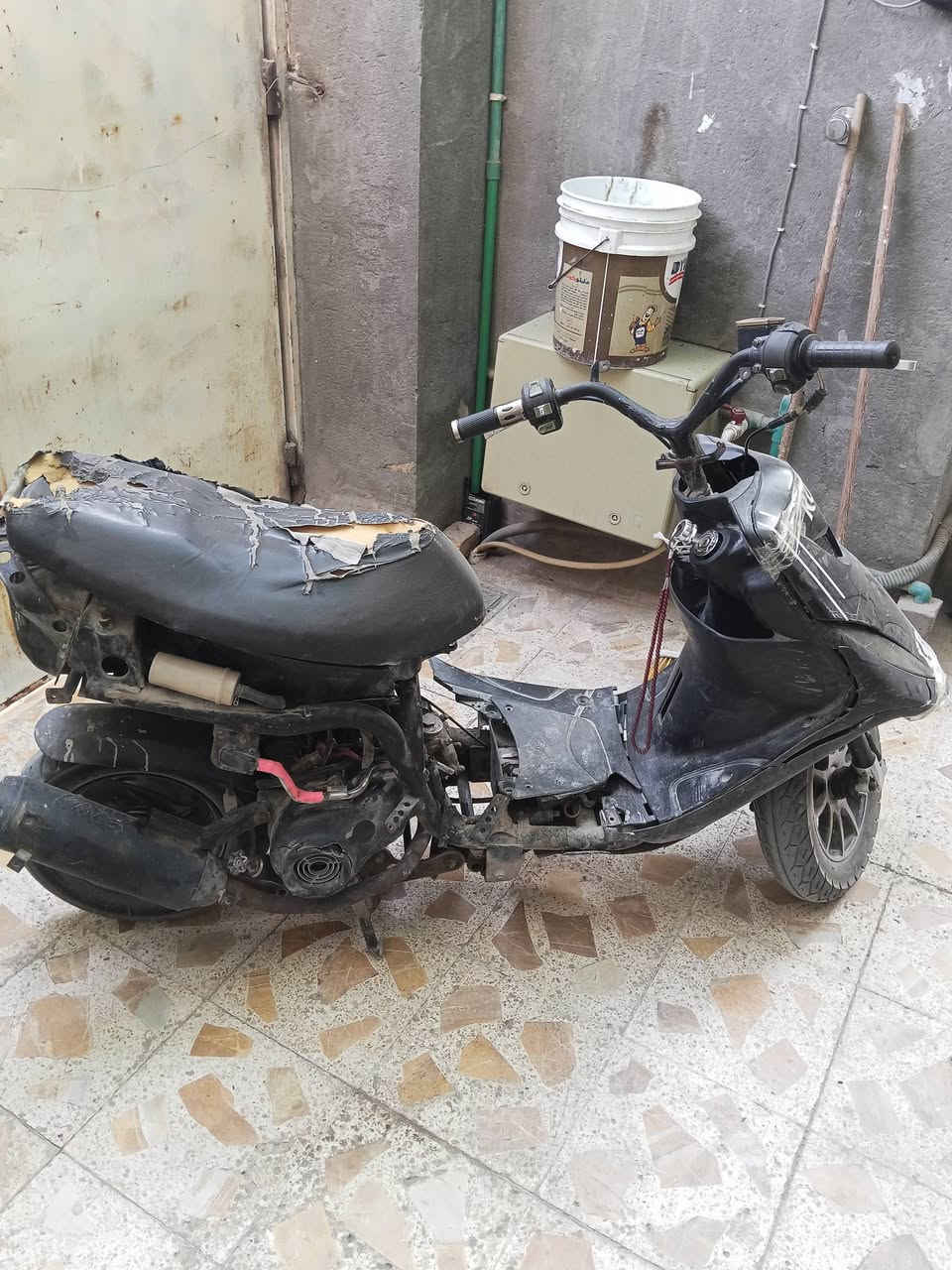 ماكس • تشتغل • قفل
