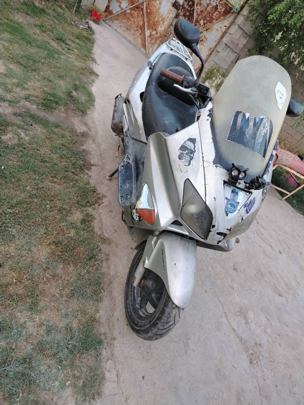 فورزه 06 نضيفة العنوان ديالى شهربان السعر 450 بيها مجال ***********