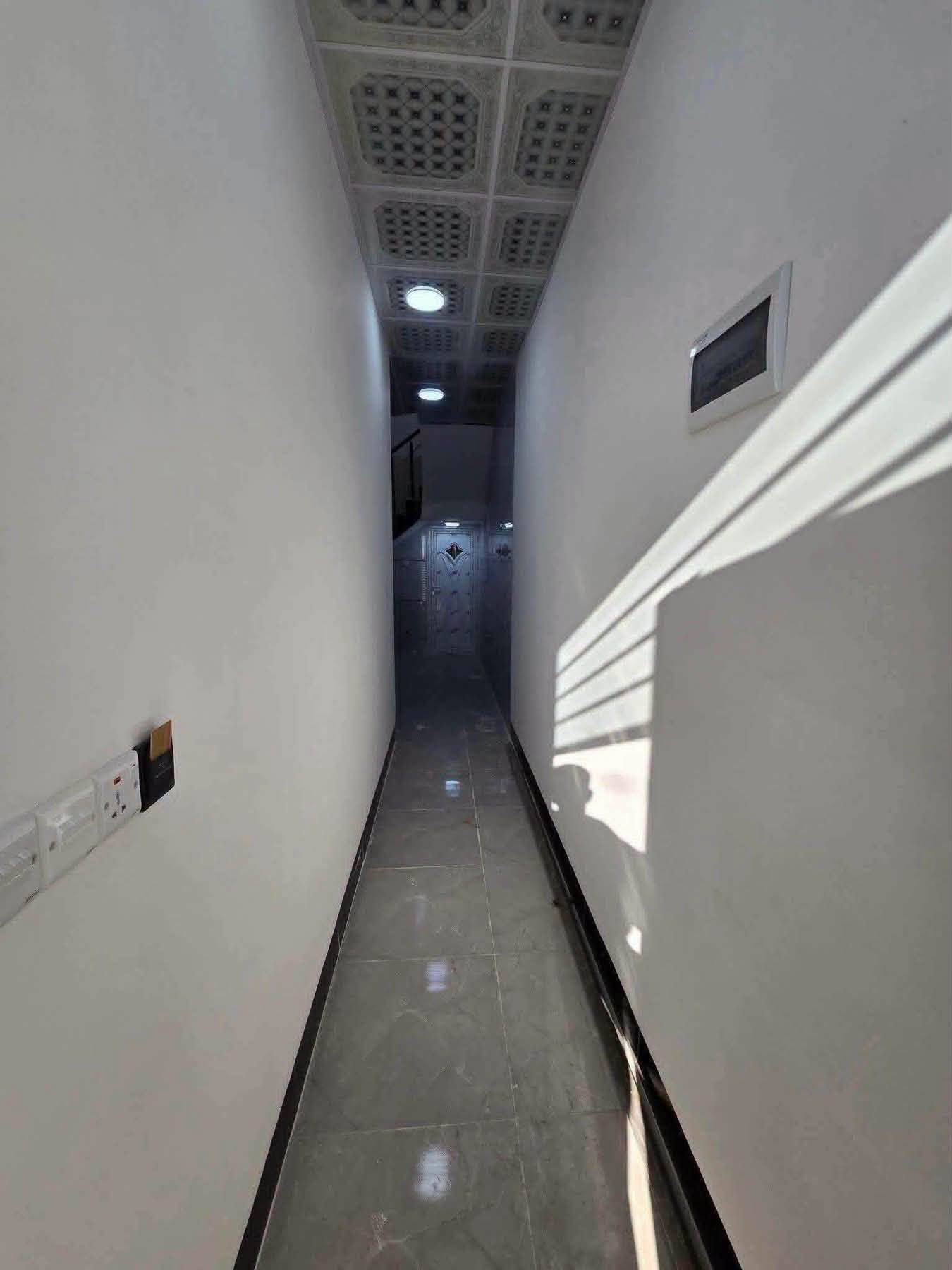 دارين للبيع طابق ونص مساحه كل دار 100 متر كركوك حي العسكري خلف جامع سداد البرزنجي طابو صرف بسم شخص واحد تفاصيل اكثر اتصل على رقم 
***********
