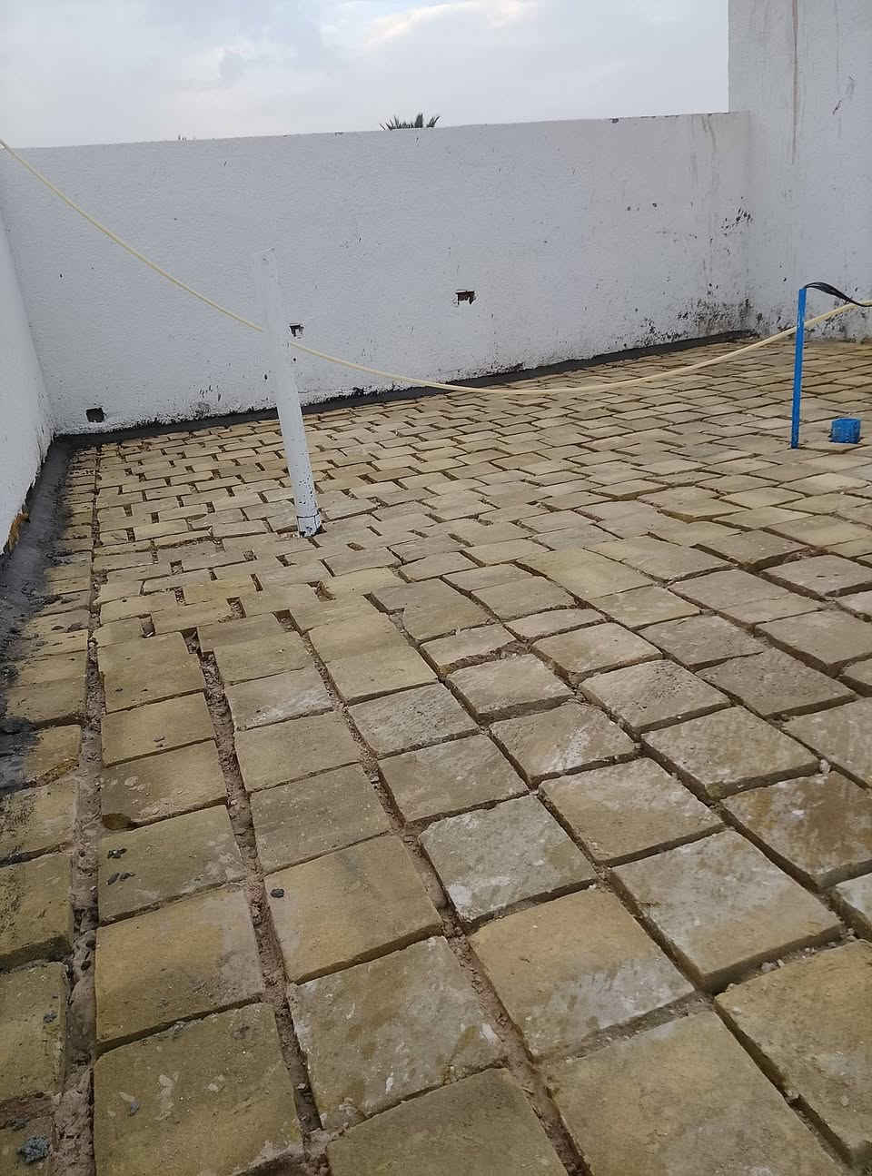 خلفة بناء • تطبيق فرشي • واتساب