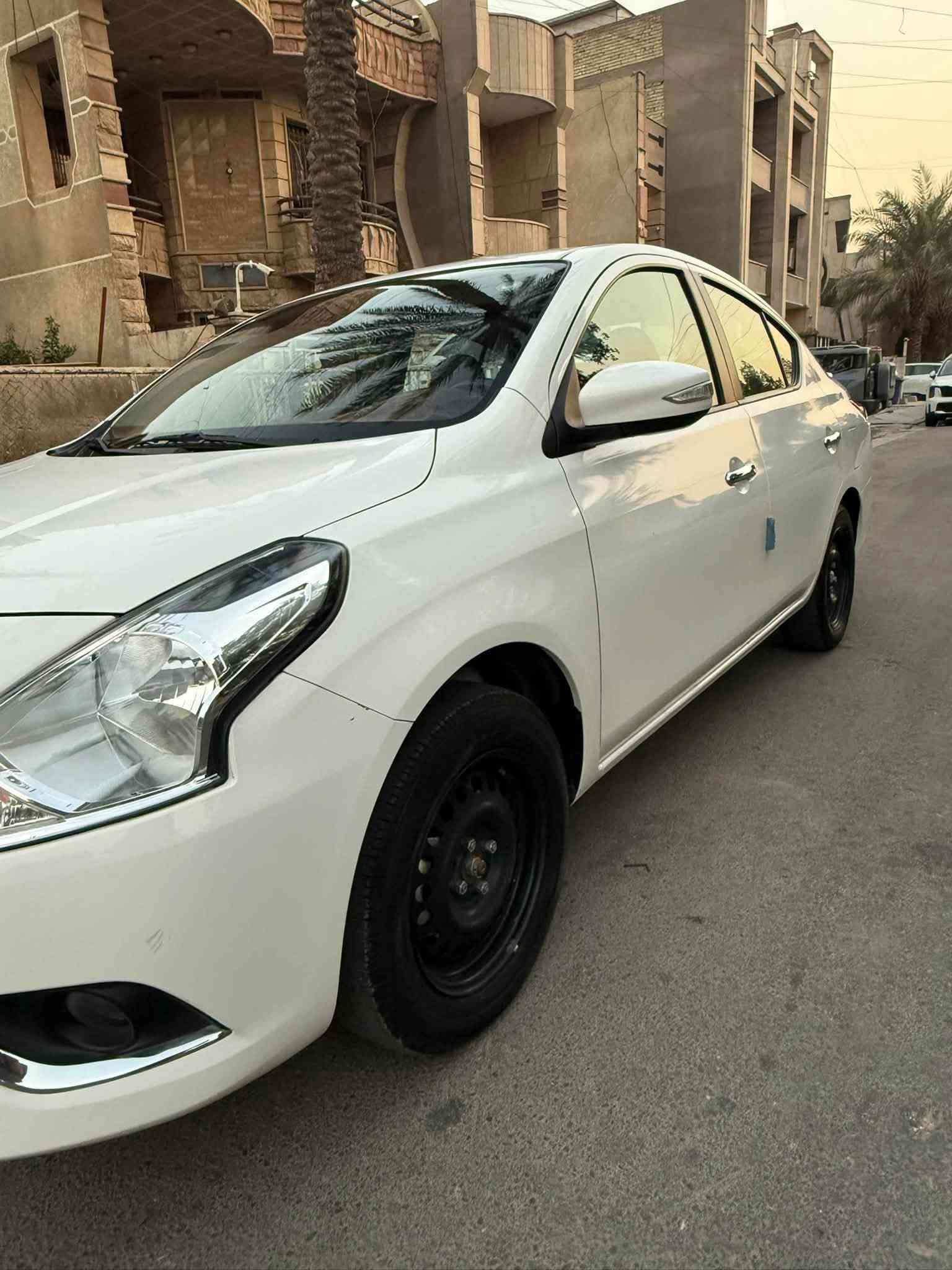 سلام عليكم 
نيسان سني مصري موديل 2026
رقم اربيل بأسمي تحويل ثاني يوم 
مواصفات 
*اربعه جام كهرباء 
* قطعتين تبريد
* ⁠اشاير بالمري 
* ⁠شاشه+ كامره + تحكمات 
* ⁠ماشيه 39 الف حقيقي 
* ⁠كفاله عامه من كلشي عدا كارت يم قبق البانزين مقدار شبر                                    حتى كتلوك الشركه وكبات بعده ما مشدوده وسبير ما نازل 
* للاستفسار :***********
* ⁠مكان بغداد شارع فلسطين 
* ⁠السعر : 124وبيها مجال بسيط
