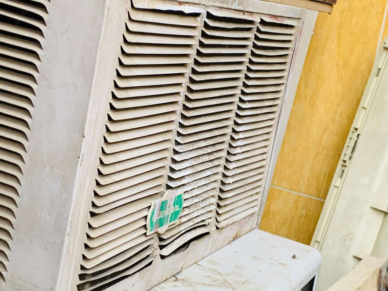 سلام عليكم موكيف جنرال اليباني اصلي مال اهلنه تبريد ثلج معناه كلمه تاخذه عل فحص سعره 280 مكاني بغداد المشتل شارع المطبك ***********
