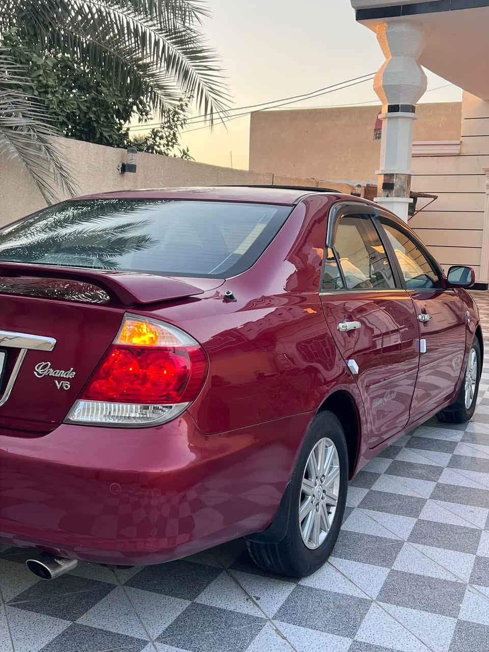 السلام عليكم جميعاً 

🚘 تويوتا كامري خليجي موديل 2005
🔹 رقم سليمانية دولي
🔹 بسمي
🔹 محرك 6 سلندر
🔹 فول مواصفات كراند
🔹 فتحة سقف
🔹 داخل صاج
🔹 تبريد بيانو 🎹
🔹 كشنات جلد وكهرباء
🔹 قطعتين تبريد
🔹 حساس خلفي
🔹 بردة أصلية
🔹 كير ومحرك مكفولات
🔹 بيها هواية مواصفات
🎨 بيها صبغ قطعتين أثر جراد

🚗 السيارة جاهزة

📍 العنوان: صلاح الدين / بلد
📞 الاتصال: ***********
