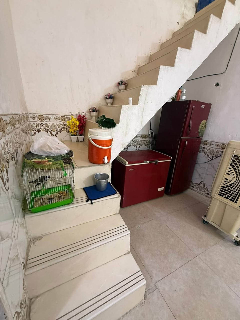 دار للبيع المساحة 100م واجهة 6/500  استقبال كلدور غرفتين نوم  / طابو زراعي سند 25
بناء طابوق كونكريت  بناء حديث 2022

الموقع حله الوردية شارع الغسل يبعد عن الشارع العام 200م

وسط حي سكني متكامل 

السعر 45 قابل للتفاوض 

للاستفسار ‭***********‬
