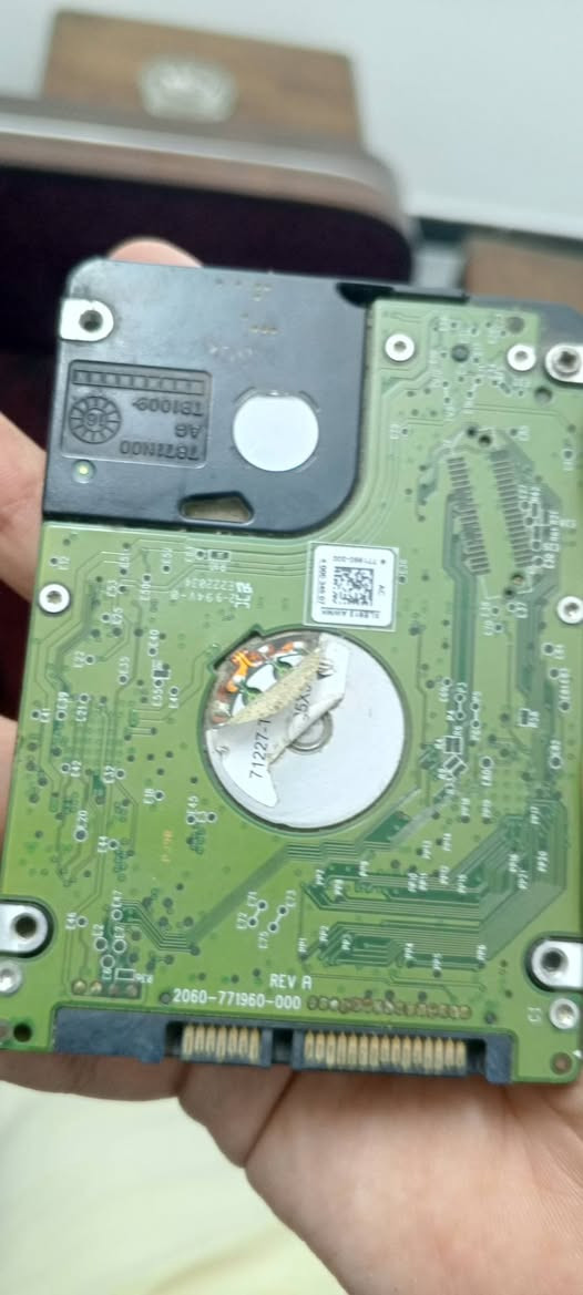 هارد 1 تيرا HDD السعر 30 مكاني بغداد السيدية ماعندي توصيل
