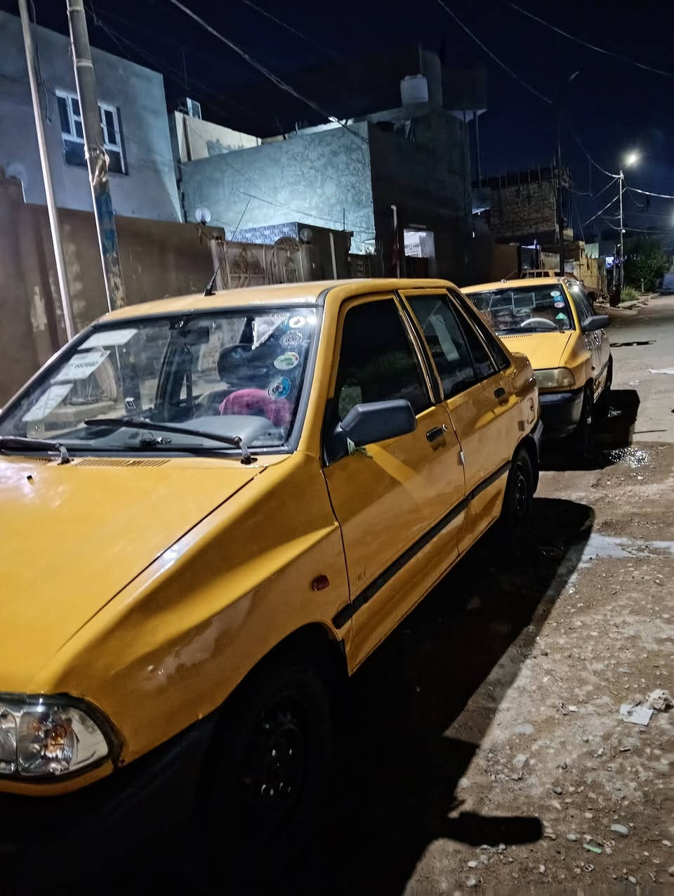 عليها35 غراما مصفرة سنوية بشهر 9 تنفذ شرط نضافة راعيها يمي بل ديوانية سعر29 وبيها مجال قليل الموشراي لا يتصل ولا يعلق الاستفسار ***********
