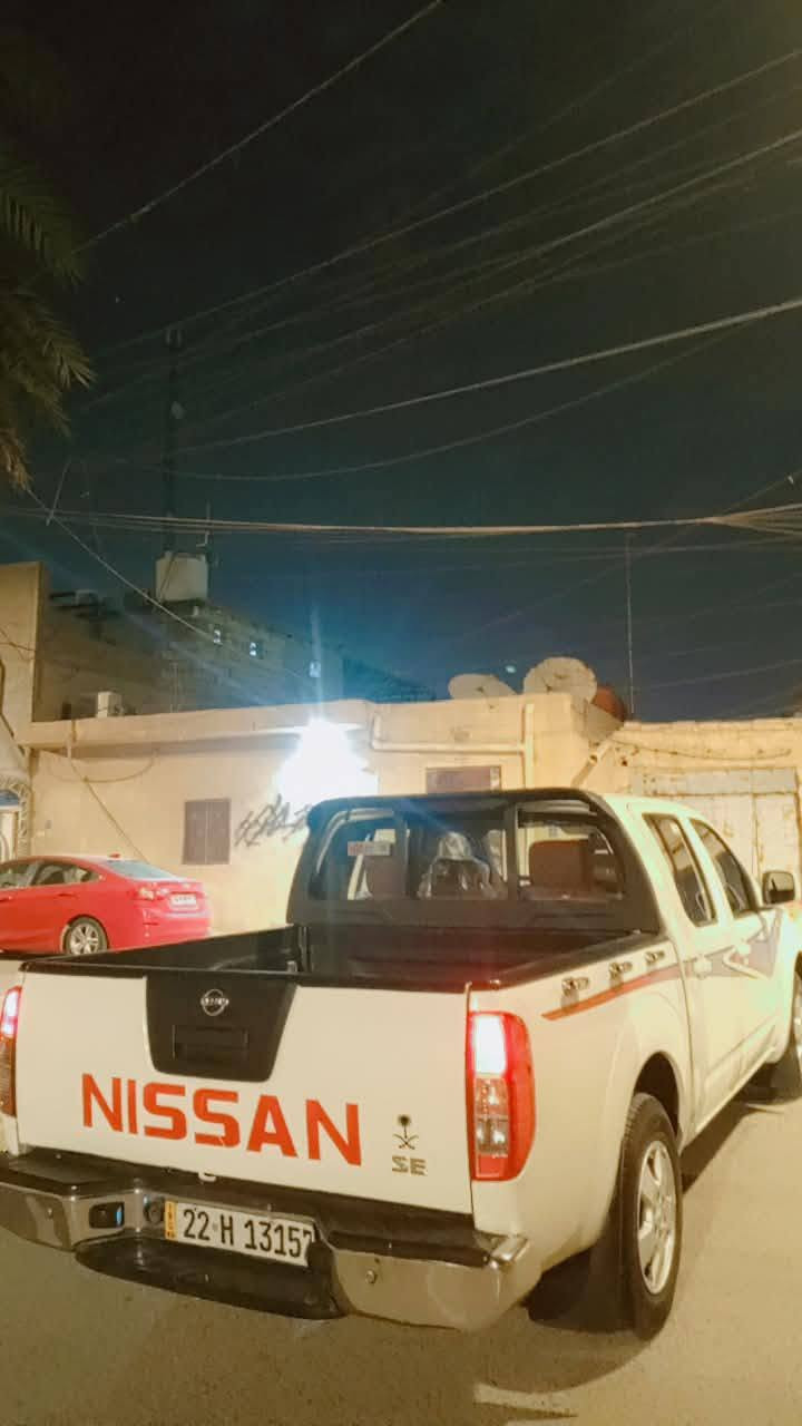 السلام عليكم نيفارا 2014 خليجي خطين محاوره غاز بنزين 
مكفوله كير حداده وتبريد تخم تاير رقم اربيل الجديد 
سنويه 31 
مكفوله ضربا 
وتبديل سعره 
110 وبيها مجال 
عنوان بصره نظران 
رقم هاتف***********
