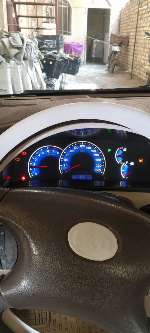 سلام عليكم سياره بي واي دي للبيع محرك 1600الون رصاصي صبغ عام جمالي تخم تايرجديدكهربائيات شغاله تبريد شغال بيهه طخه بلجاملق الخلفي يسره داخل سياره نظيف سعرهه 53بيهه مجال بسيط اتصل ع هاذه رقم ***********
