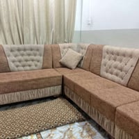 ديوان • ٢٤ مقعد • كامل