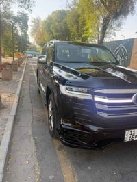 لانكروزر VX Limited موديل 2024 فل مواصفات ذاكرة مومري كشنات تدفئة وتبر...