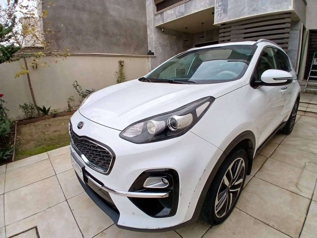 سلام عليكم كيا سبورتج للبيع موديل 20 خليجي كشن جلد حساس امامي خلفي يدات نيكل الامراية الجانبية شفط ماشية 82 جديدة عل وظع الشركة تراي الزيرو كير محرك كفالة وظع شركة مكفولة من كلشي ماعدا طختين بيه ترجع عل بارد بس ممسويهة مبقيه عل وظعة موظحة بلصور باسمي رقم الجديد بغداد هزة وسنوية جديدة وسعر مناسب بلعافية عل ياخذها مكاني الفلوجة . السعر 178 بيه مجال حك الجية. رقم الاتصال ***********
