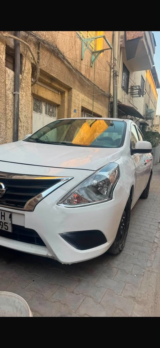 نيسان صني هندي موديل ١٩ مصبوغه حزام بسبب طخات بسيطه مكفوله من الحادث ماشيه ٢٥٠ سياره جاهزه ورقمها بغداد بأسمي تحويل بنفس اليوم
المكان الحرية الدولعي
***********
