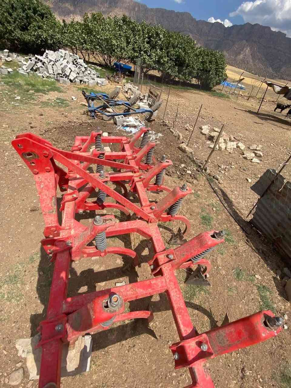 خەرماشەی ١١ قۆڵی بۆ فرۆشتن 
سڵاو هاوڕێیان،ئەم خەرماشە ١١ قۆڵییە بۆ فرۆشتن، زۆر پاك و بێعەیبە و زۆر کەم ئیشی پێکراوە. بۆ زانیاری زیاتر و ڕێککەوتن لەسەر نرخ، تکایە پەیوەندی بکەن بەم ژمارەیەوە:📞 ژمارەی مۆبایل: ***********
