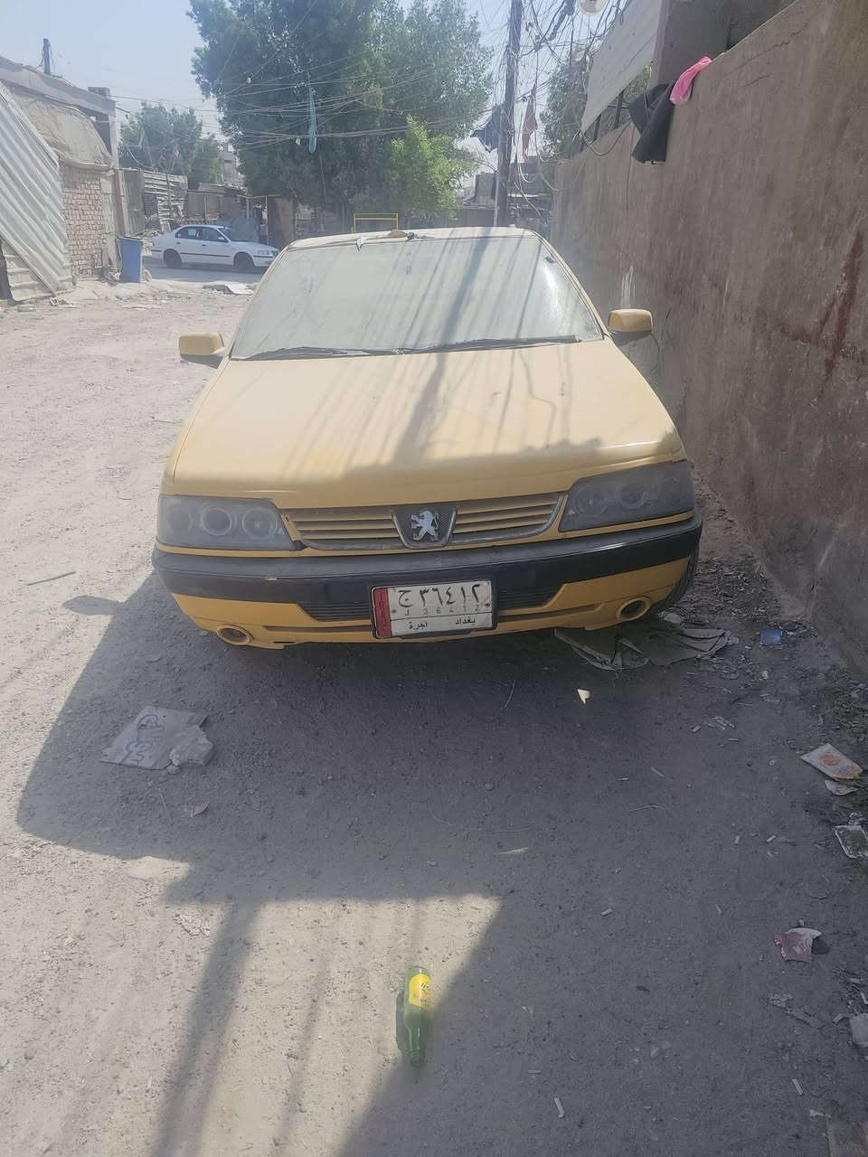 سلام عليكم بيجو أكد موديل ١٥ سنويه ما صاقطه سياره جديده بس تركته كامت عدي مصبوغه جماليه فقط تحويل مباشر ابيع كوم حديد هذني لعرف بيهن امانت الله سعر ٣٢ وبيه مجال حك جيه ***********
