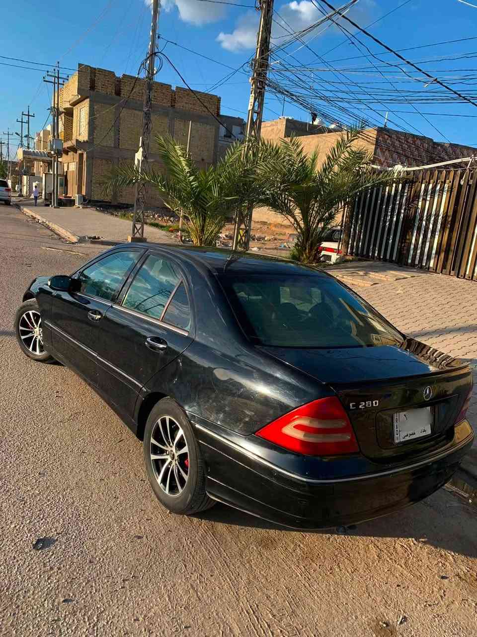 سي كلاس ٢٠٣ مديل ٢٠٠٦ محرك ٣.٥ v6  محرك جديد كير جديد حداديه جديده سياره عليه صيانه كامله وماعايزه اي شي تبريد شغال بنورامه تحكم ستيرن مثبت سرعه سياره جدا نضيفه وشرط المعدل بلمشي ٢٠٠ وفوك رزانه وثبات  رقم بغداد باسمي سنويه ما ساقطه  مكان سياره نجف حي ميسان ورقم ***********  
 *********** واتساب
