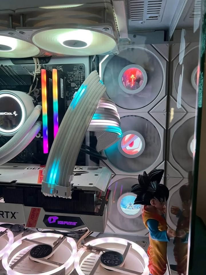 تجميعة كاملة • ٣٠٧٠ تي آي • i7 10700