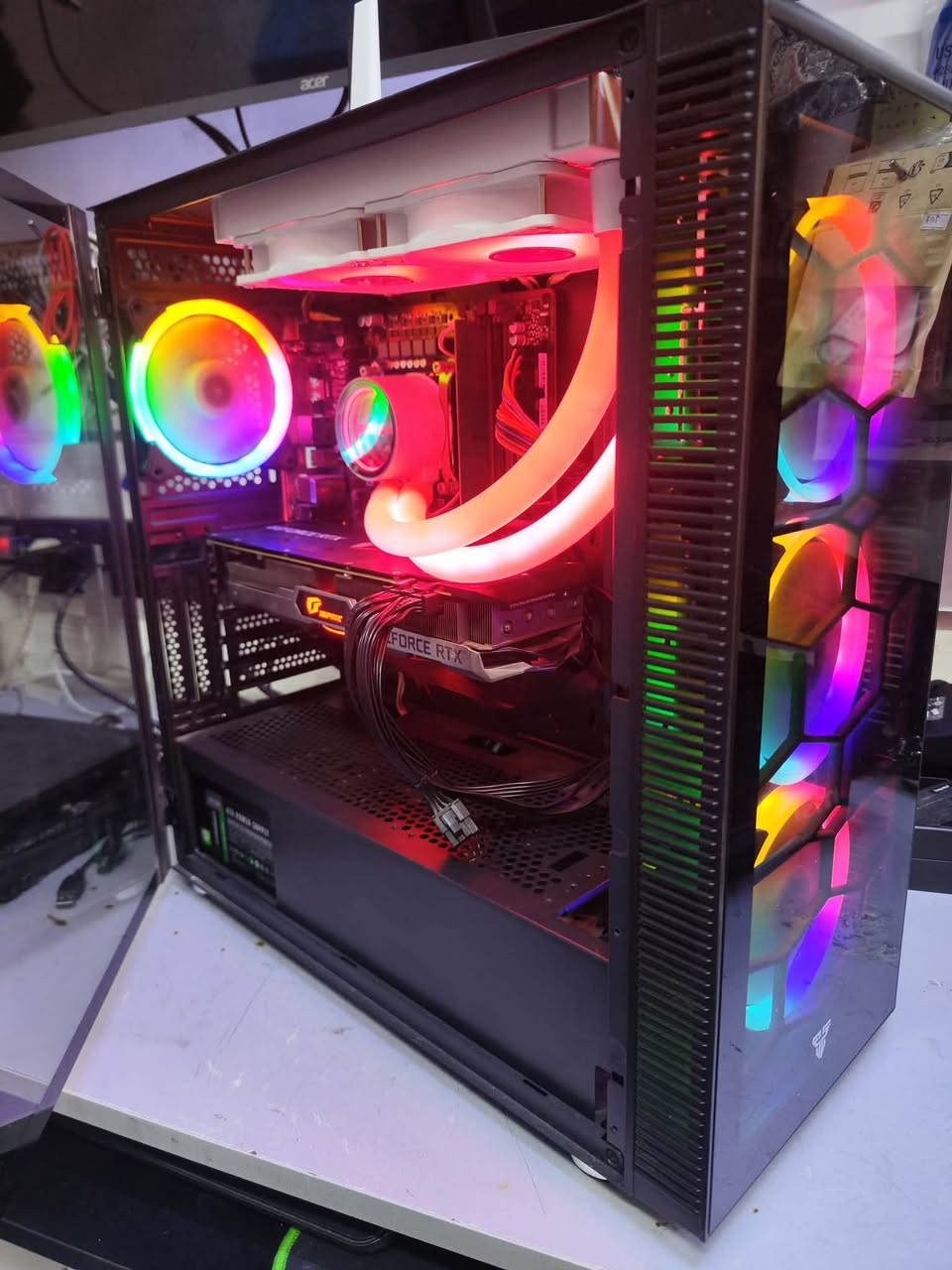 i5-14400F • RTX 3060 12GB • رام 16GB 3200
