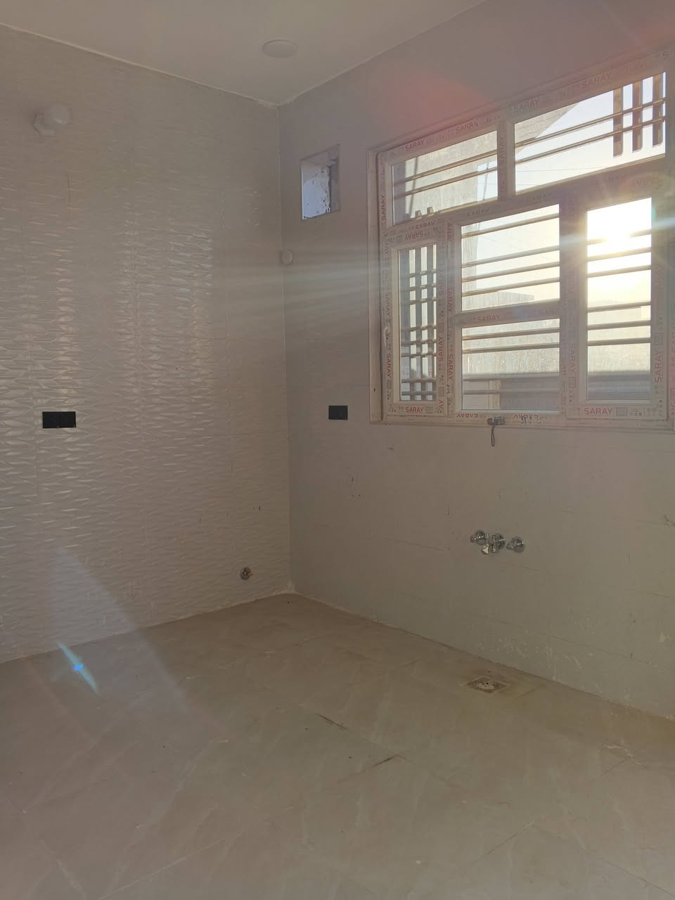 🏡 فرصة مميزة – دار للبيع (بناء حديث درجة أولى)

الموقع: تقاطع القدس – شارع التضامن

✨ المواصفات:
✅ المساحة: 100 متر
✅ طابقين
✅ 3 غرف
✅ بناء حديث درجة أولى
✅ جاهز للسكن

💰 السعر: 90 مليون دينار 

📞 للاستفسار الاتصال على الرقم: ***********
