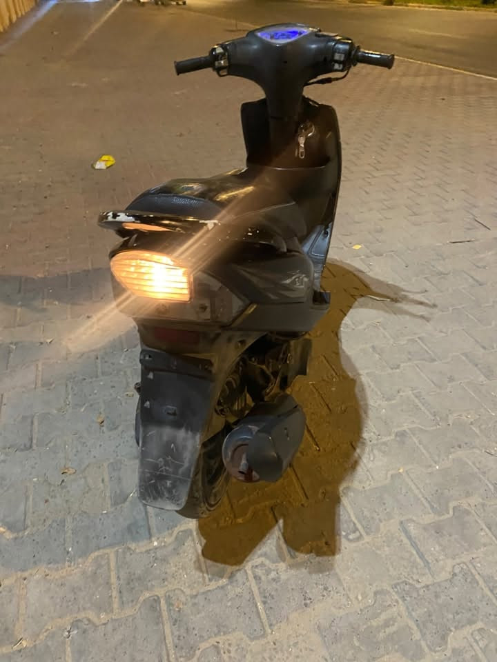 ماكس عدلة كلشي بلادي
سعر ٩٥٠ مع وصل معرض

مكان كربلاء الحر ***********
