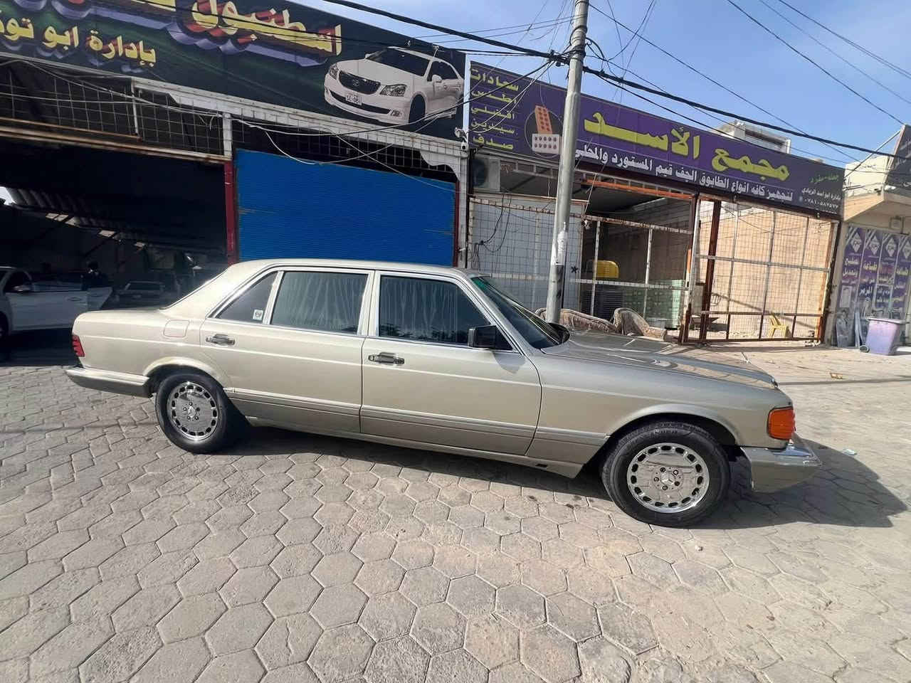السلام عليكم ماارسدس رئاسي كفاله عامه السياره جديده مامتعوبه كلها بلادي مديل 91راقم نكليزي نينوي الاستفسار ع هاذا الرقم *********** مكان السياره بلنجف
