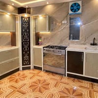 كاونتر للبيع ماعدا الطباخ السنك مرمر  السعر ٧٥٠ الف  07872630515 بي وا...