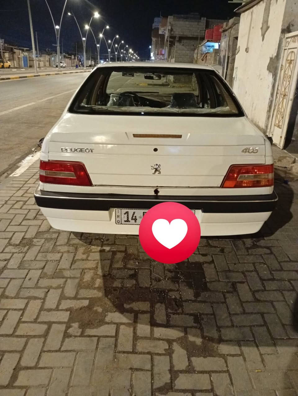 السلام عليكم 405 مديل 14 بصره مكينه كير تبريد حداديه تخم تاير صبق جماليه السعر 27 مكاني بصره حي الحسين *********** واساب ***********
