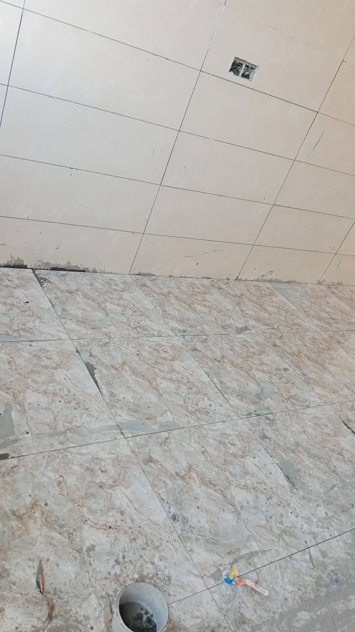 سلام عليكم خليفه سيراميك جدران ارضي تغلف دارج هاذ رقمي 

***********
