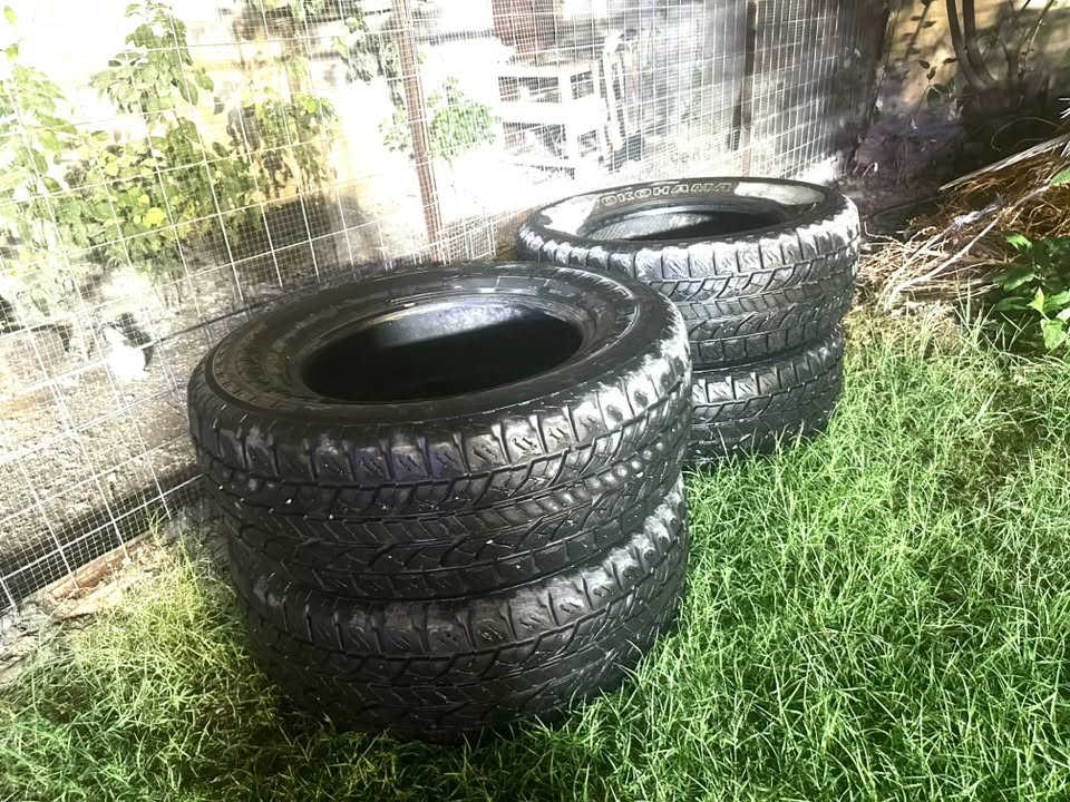 تايرات • حجري • 265/70R18