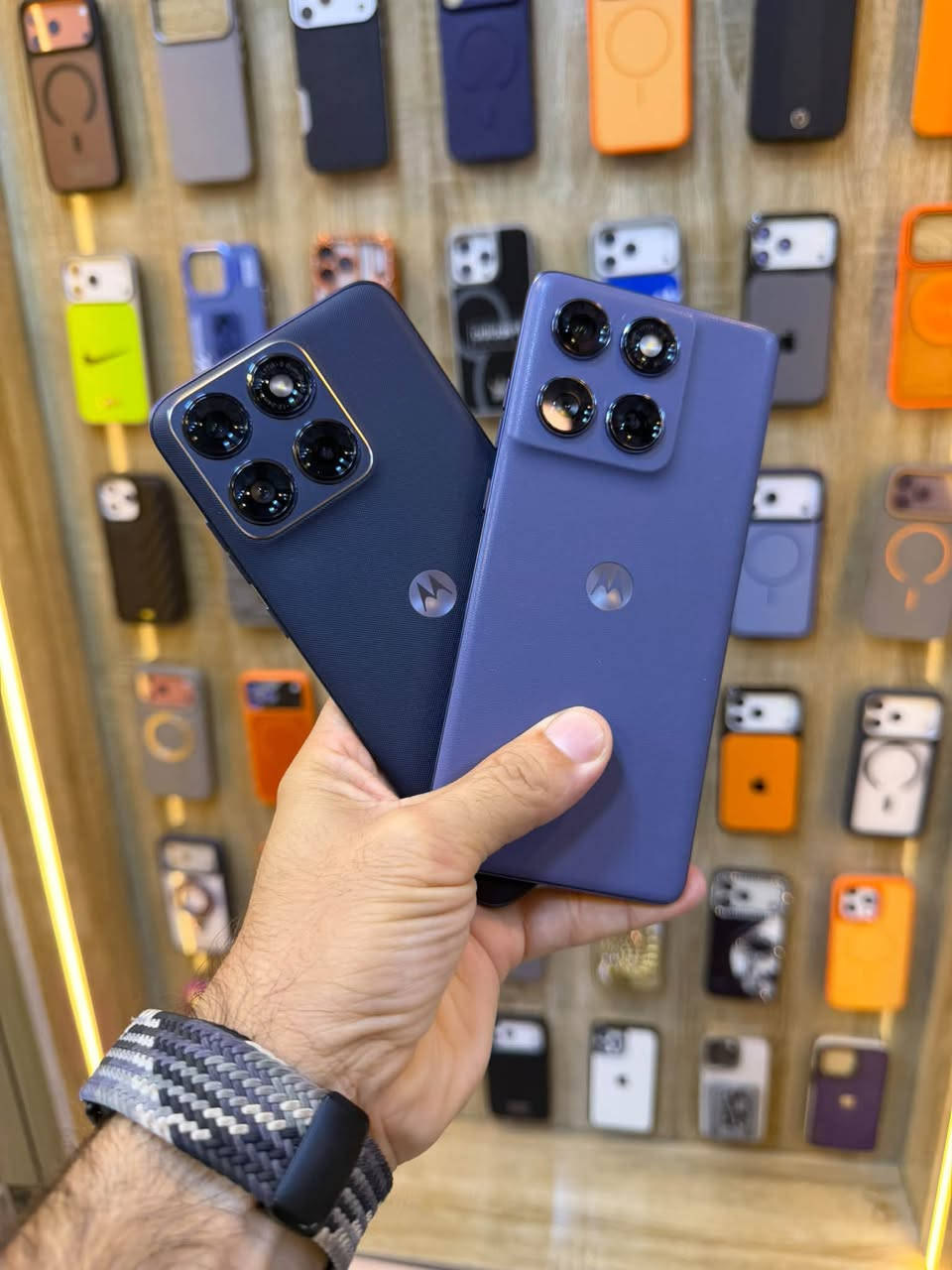 🔥 Motorola Edge 60 Fusion | مستخدم
256
📱 شاشة P-OLED منحنية 6.67 إنچ بتردد 120Hz

⚡ معالج Dimensity 7300

📸 كاميرا 50MP مع مثبت بصري OIS

🔋 بطارية 5200mAh وشحن سريع 68W

💧 مقاومة الماء والغبار IP68/IP69

✨ تصميم أنيق وأداء متوازن بسعر مميز!
الجهاز استخدام قليل
ملحقات الشاحن الاصلي فقط

السعر 300،000

📍 متوفر لدى الملك سنتر للهواتف 👑
***********
