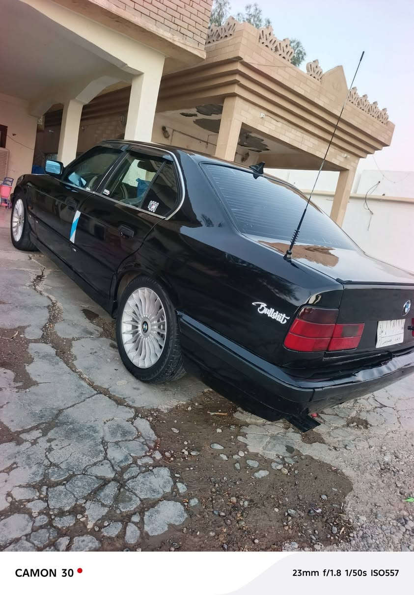 بي إم كير تماتيك
مراوس إب كير عادي 
سياره نضيفه وجاهزه مكينه مال كصه جديده 525
حجم 525اصل بليته وسنويه 
شرط تحول رقم ألماني سنويه جديده 
صبغ عام قبل كم يوم مصبوغة فرن
ألون اسود
طخه جاملغ خلفي خفيف فقط 
طخم تاير ويل جدد 
سياره جاهزه حلوا غرفتهة بطاين كلو جديد
جام كهرب 4 
بس اني ادور كير عادي مراوس 
تبريد سياره 
استفسار اتصل ***********
وتساب بي أرقم هم

نص مكتوب في الصور:
- CAMON 30 • 23mm f/1.8 1/20s ISO2440
- CAMON 30 23mm f/1.8 1/50s ISO557
- CAMON 30 •
- 23mm f/1.8 1/25s ISO2652
- 23mm f/1.8 1/50s ISO550
- CAMON 30 23mm f/1.8 1/50s ISO577
- CAMON 30  23mm f/1.8 1/50s ISO500
- CAMON 30   23mm f/1.8 1/25s ISO2581
- 23mm f/1.8 1/25s ISO2425
- CAMON 30  23mm f/1.8 1/33s ISO726